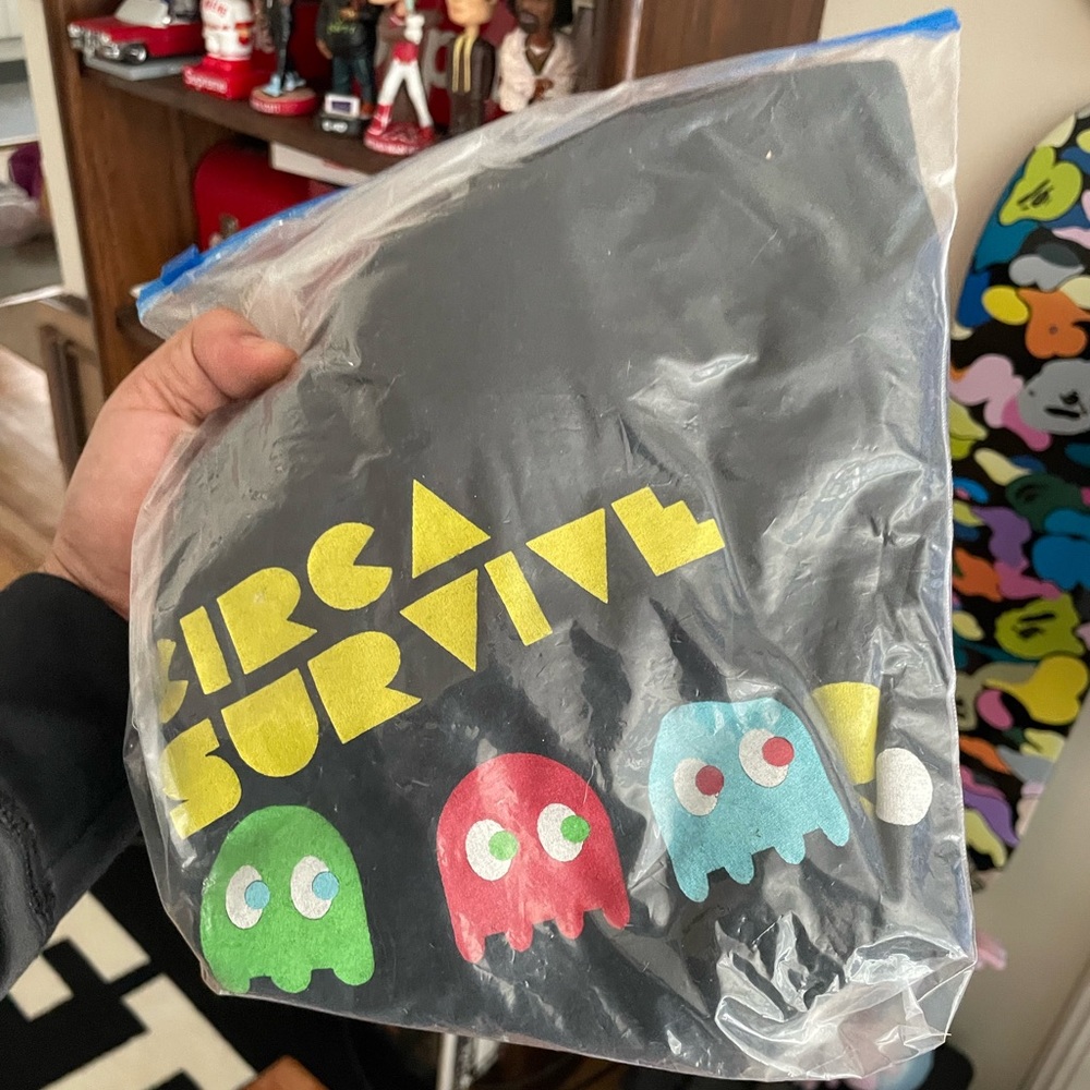 Circa survive Pac-Man tee. Tomb Raider Rare - Picture 5 of 5